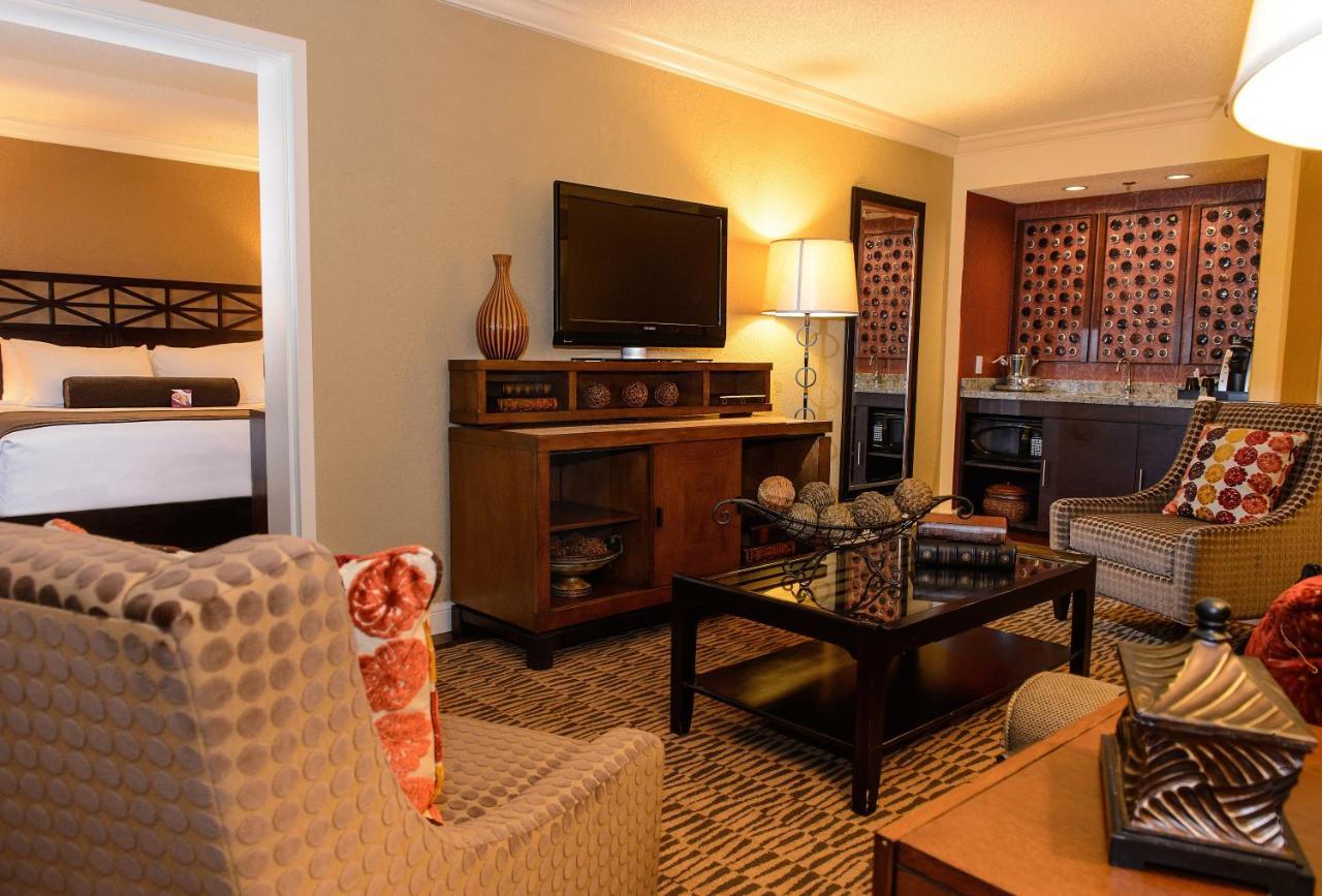 Crowne Plaza Jacksonville Airport By Ihg Экстерьер фото