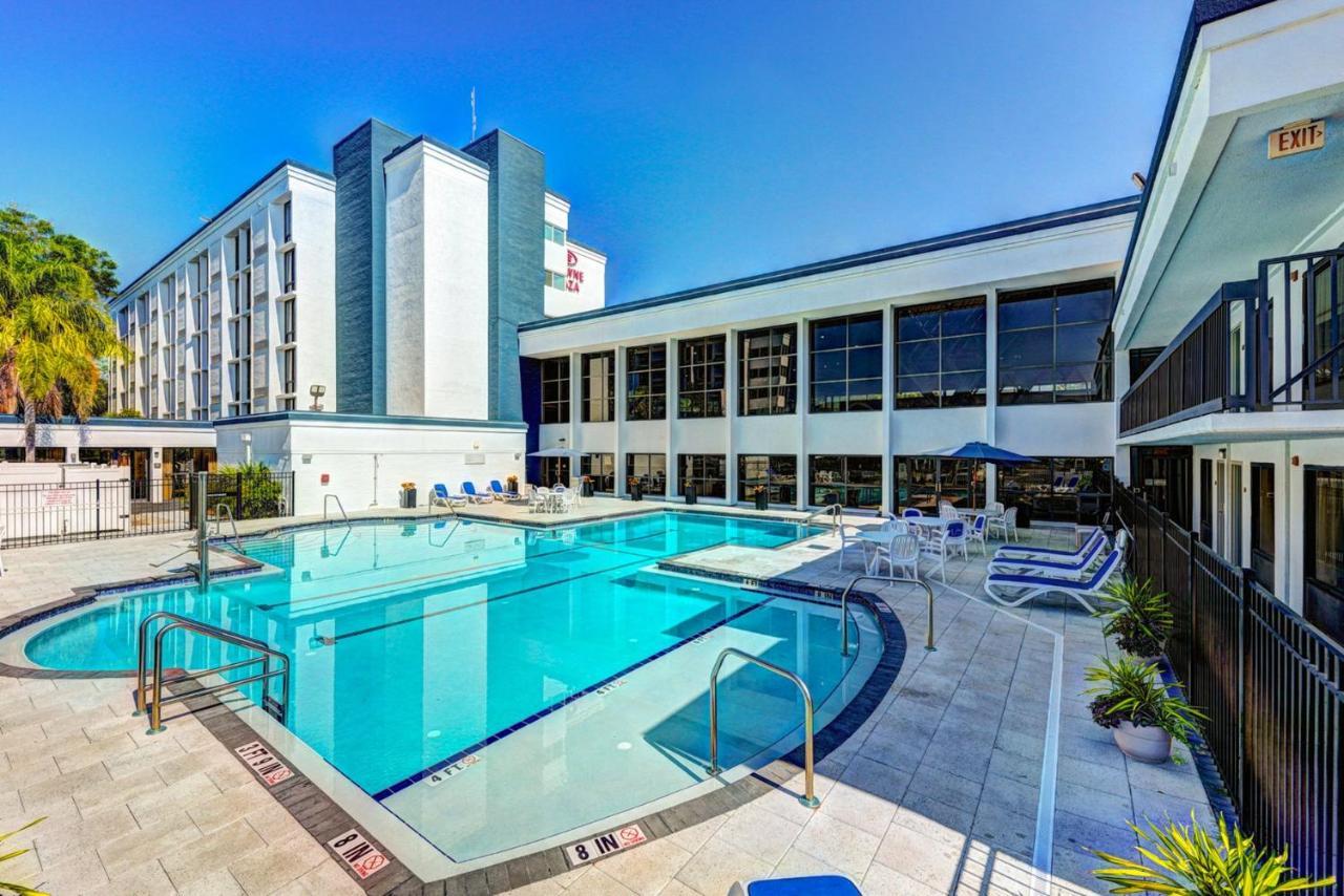 Crowne Plaza Jacksonville Airport By Ihg Экстерьер фото
