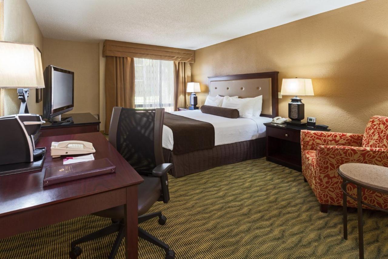 Crowne Plaza Jacksonville Airport By Ihg Экстерьер фото