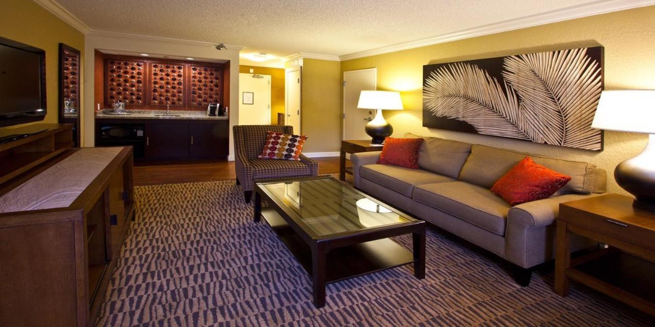 Crowne Plaza Jacksonville Airport By Ihg Экстерьер фото