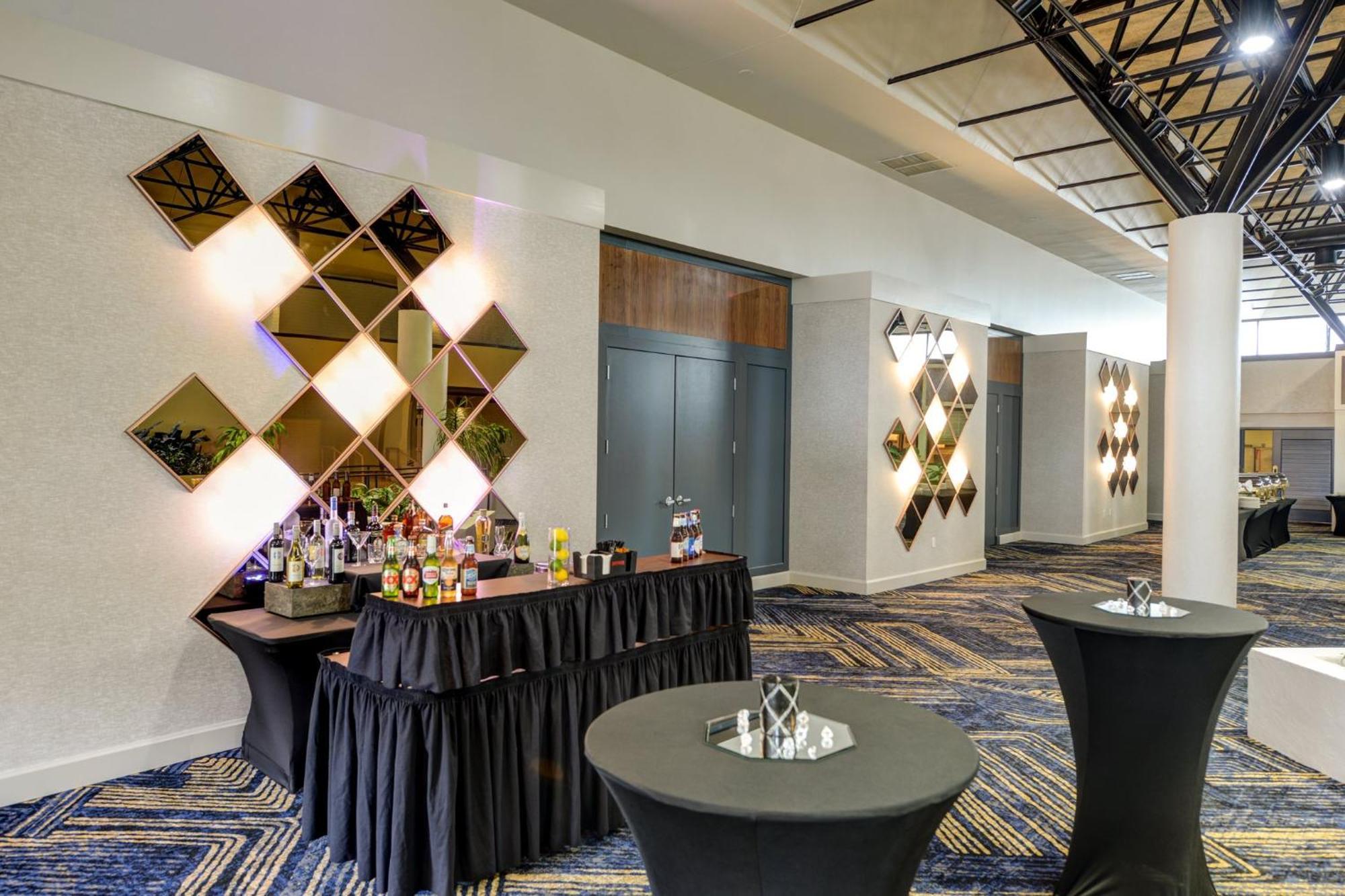 Crowne Plaza Jacksonville Airport By Ihg Экстерьер фото