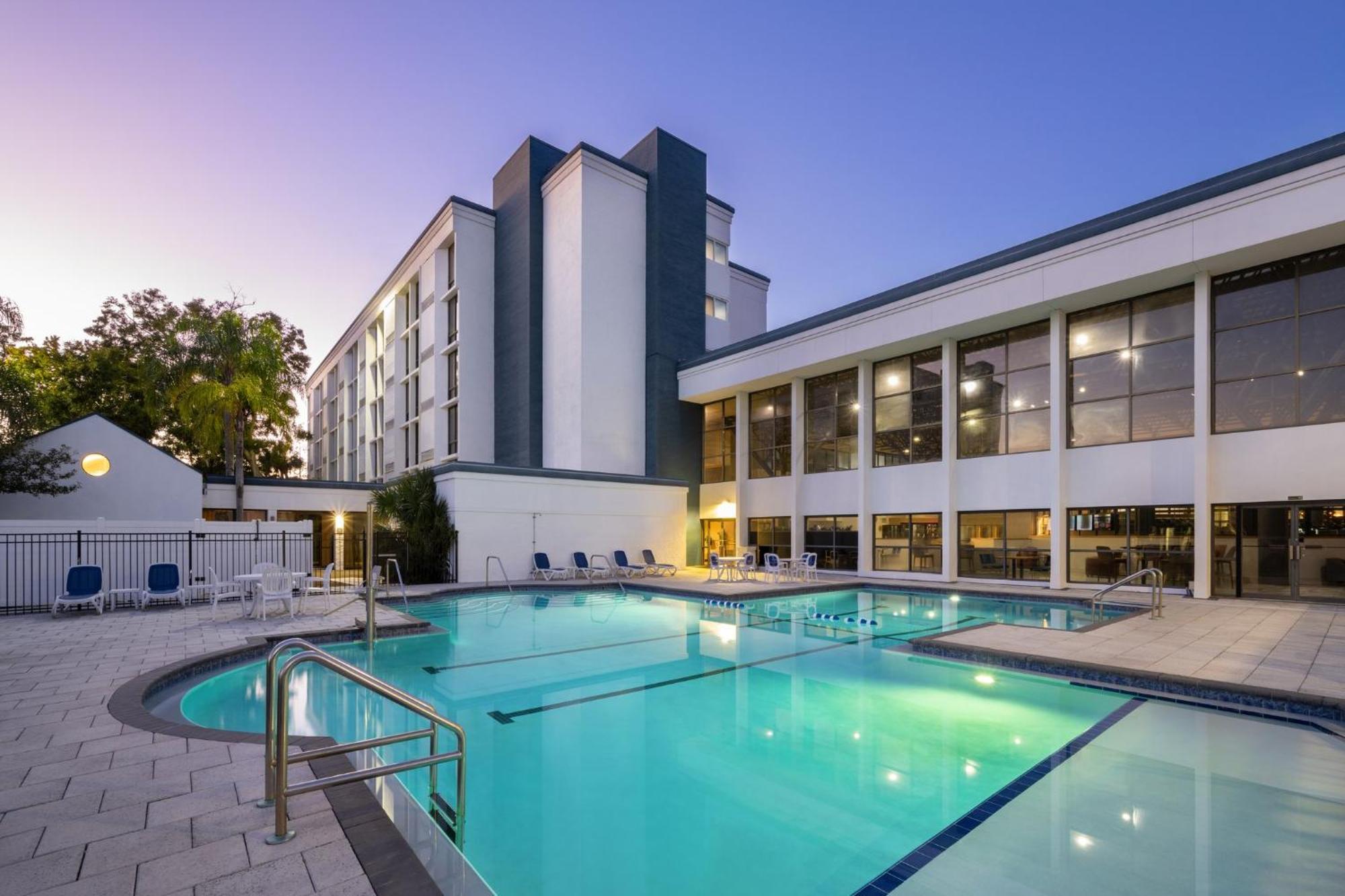 Crowne Plaza Jacksonville Airport By Ihg Экстерьер фото